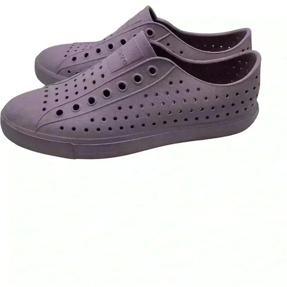 Native Jefferson rubber sneaker sustainable washable size woman 10 and men 8 - Picture 2 of 9